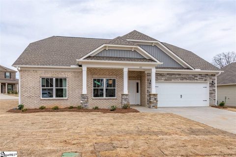 105 Paladin Drive