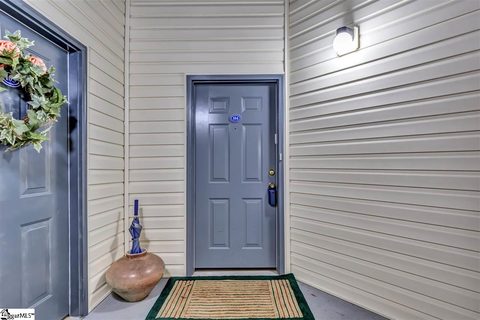 140 Wexford Drive #104
