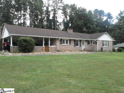 206 Forest Drive sold home in Forest Hill, Laurens, SC