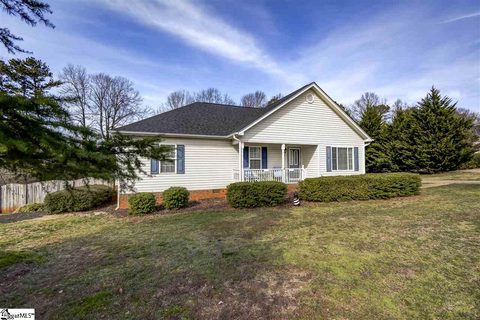 10 Beaver Brook Court
