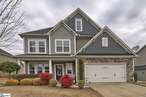 Homes in Fairview Chase, Simpsonville
