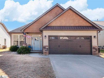 313 Hampton Farms Trail