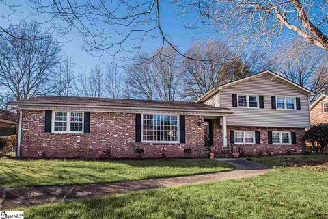 118 Chipwood Lane sold home in Green Hills, Greenville, SC