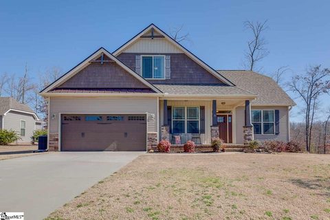 15 Meadowgold Lane