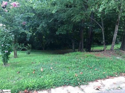 104 Mossy Oak Lane