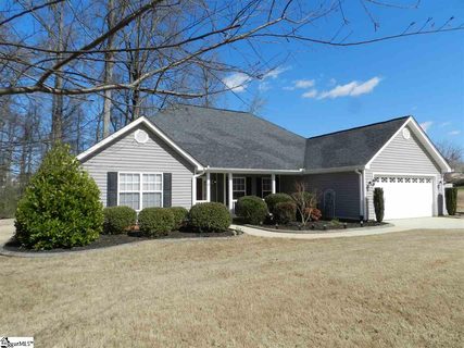 104 Watercourse Way