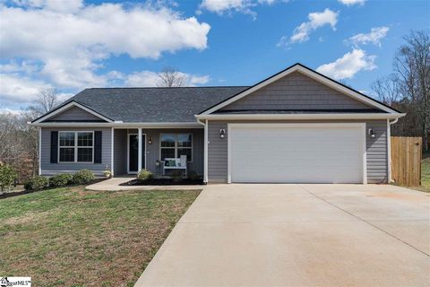 466 Mandys Meadow Drive sold home in Mandys Meadow, Inman, SC