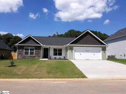 121 Sleepy River Road
