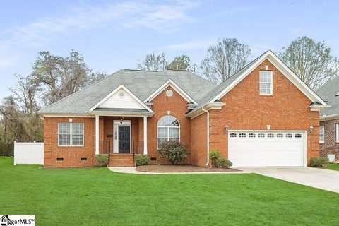 118 Banbury Circle sold home in Cedar Cove, Simpsonville, SC