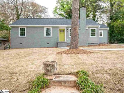 32 Waters Avenue sold home in Pickwick Heights, Greenville, SC