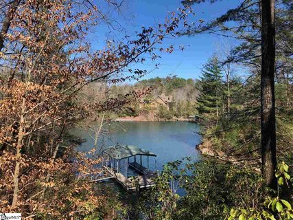 E15 Lake View Court