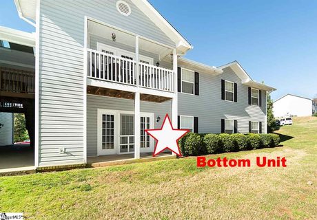 302 Pelham Square Way sold condo in Pelham Square, Greer, SC