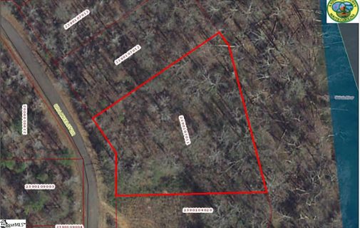 138 Sir Lancelot Drive sold lot in Camelot Court, Piedmont, SC
