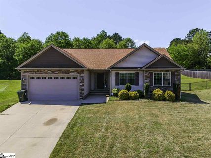 373 Saddlers Run sold home in Saddlers Walk, Chesnee, SC