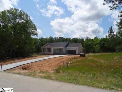 122 Laura Jane Lane sold home in Blake Heights, Gray Court, SC