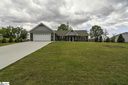 735 Baldwin Orchard Drive sold home in Inman, SC