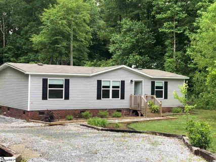 208 Manhattan Boulevard sold manufactured home in Caroline Court, Piedmont, SC