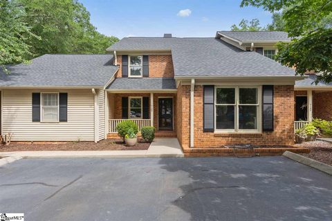 120 Mcdaniel Greene sold condo in McDaniel Greene, Greenville, SC
