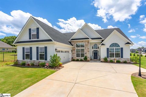 2 Spring Garden Way