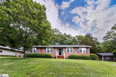 207 Tollgate Road sold home in The Cedars, Simpsonville, SC