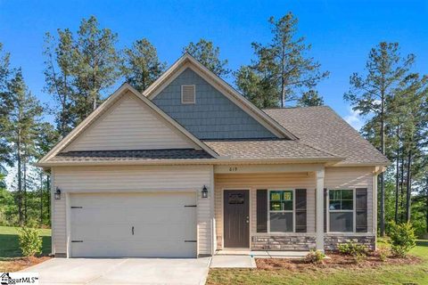 619 Autumn Breeze Walk sold home in Bella Woods, Inman, SC