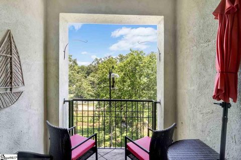 1209 E Washington Street Unit 404