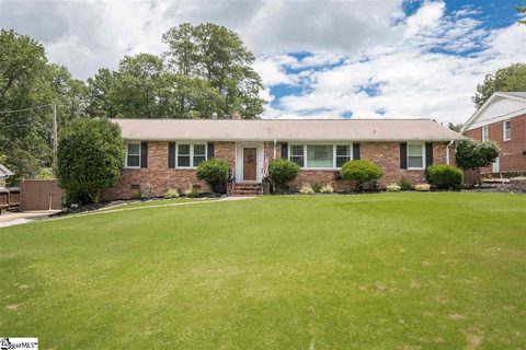 10 Selwyn Drive