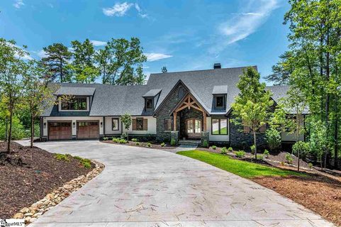 167 Lake Breeze Trail