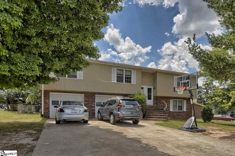 317/319 Devonwood Court sold multi-family property in Cambridge Park, Taylors, SC