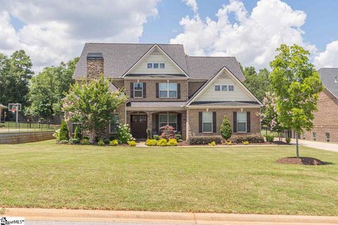223 Tuxedo Lane