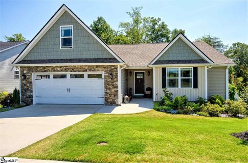 44 Macle Court