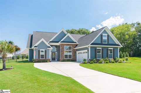 203 Walnut Hill Court