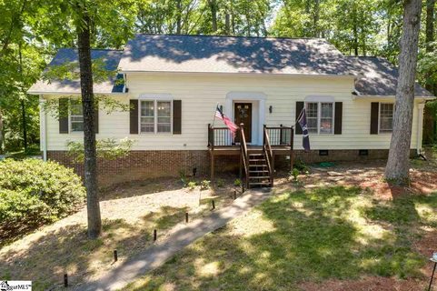 110 Holly Hill Lane