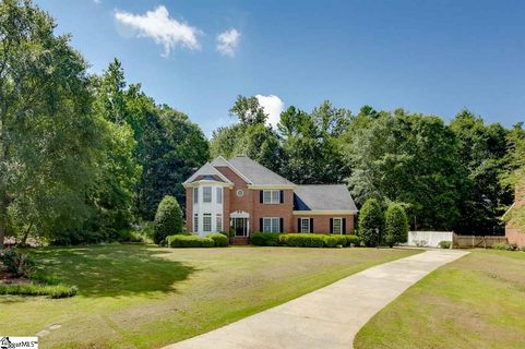 112 Fairway Drive sold home in Country Club Place, Laurens, SC