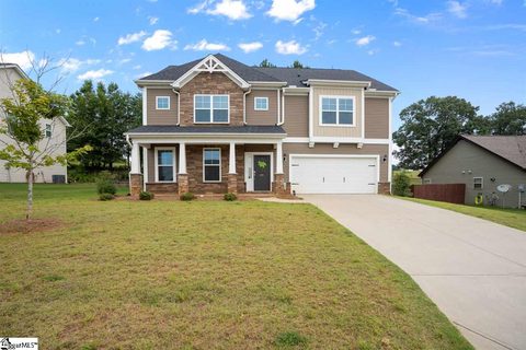 231 E Pyrenees Drive sold home in Lyman Farms At Shiloh, Lyman, SC