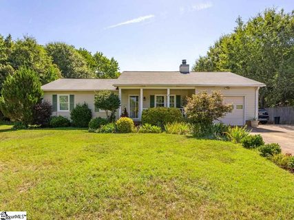 105 Hunters Trail