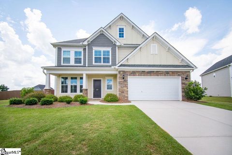 207 N Harvest Moon Way sold home in Hunt Meadows, Easley, SC