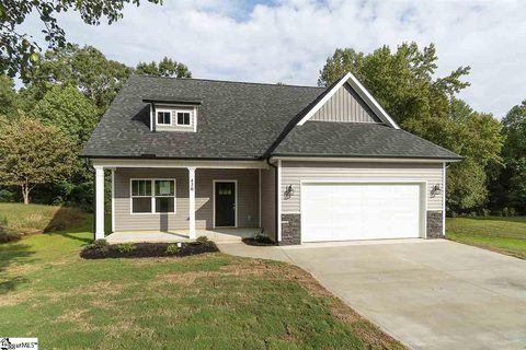420 Maplewood Circle