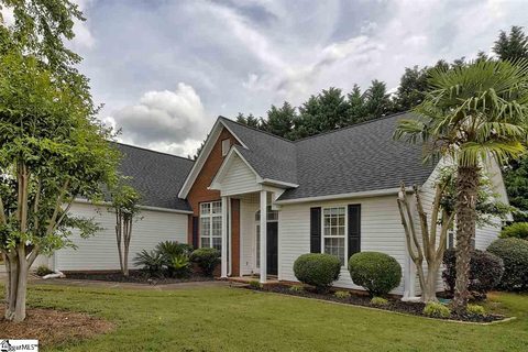 215 Lexington Place Way