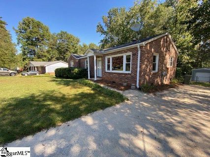110 Woodridge Circle sold home in Windsor Park, Greenville, SC