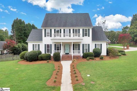 102 Meadowsweet Lane