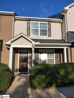 916 Goldendale Court
