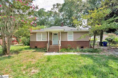 13 Fairlane Circle