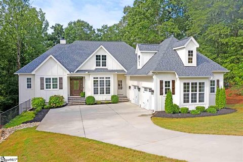 221 Pleasantwater Court