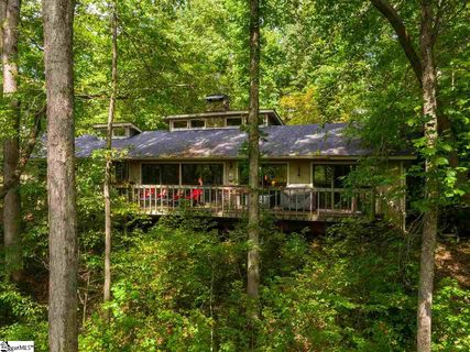 104 Robin Road sold home in Oak Hollow, Greenville, SC
