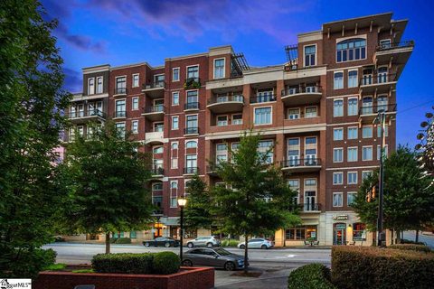 111 E Mcbee Avenue Unit 205 sold condo in The Bookends, Greenville, SC