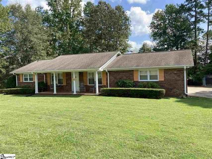 301 Ridgecrest Drive