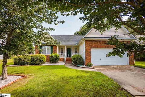 204 Sonoma Drive sold home in Vineyard At Planters Row, Mauldin, SC