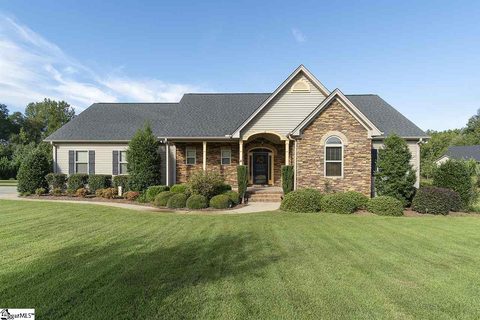 4 Forest Glenn Court