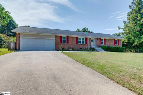 1202 Brushy Creek Road sold home in Carriage Estates, Taylors, SC